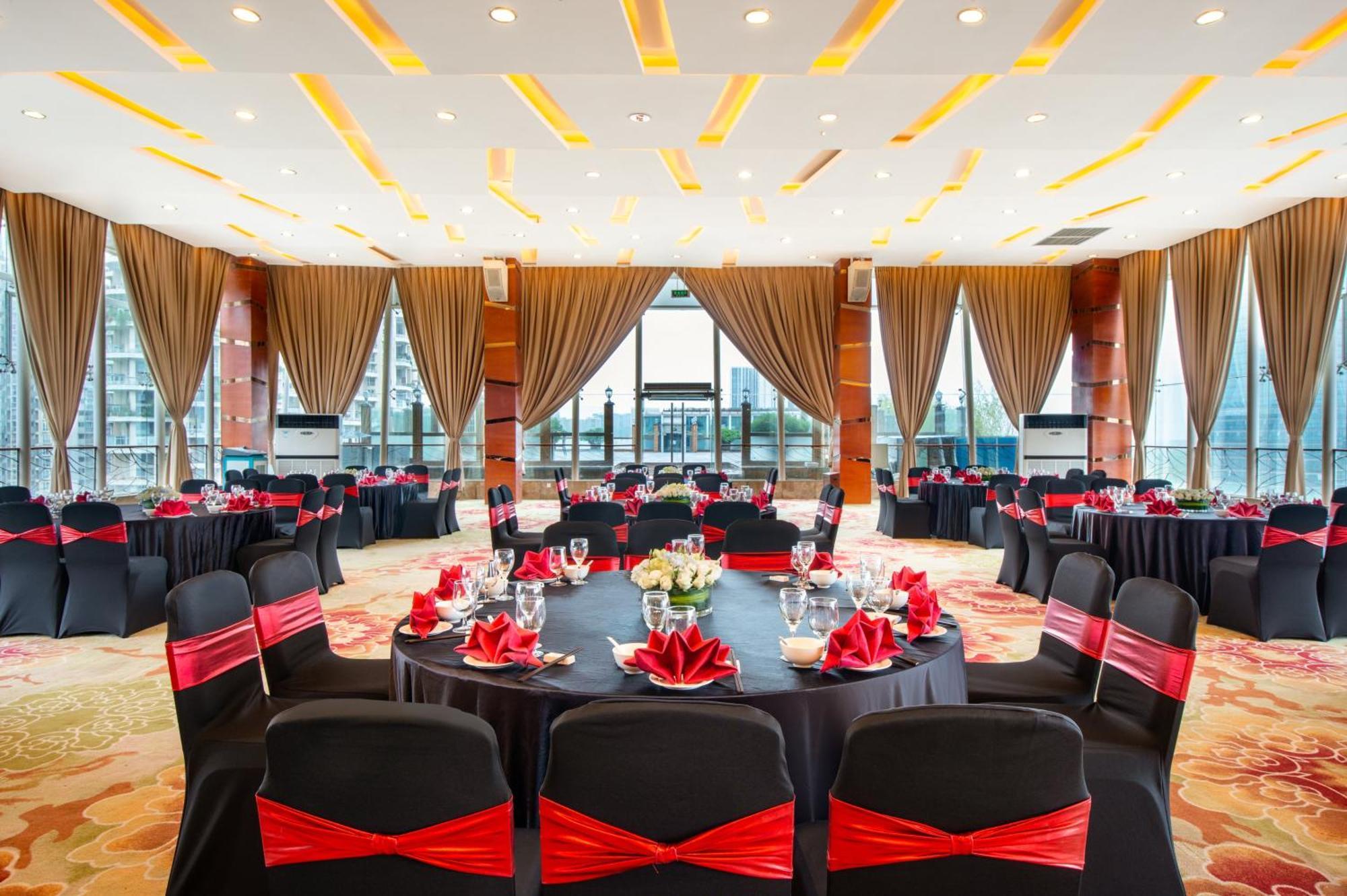 Holiday Inn Chengdu Century City-Westtower Bagian luar foto