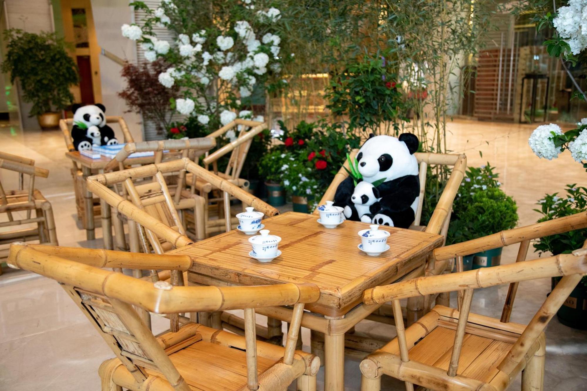 Holiday Inn Chengdu Century City-Westtower Bagian luar foto